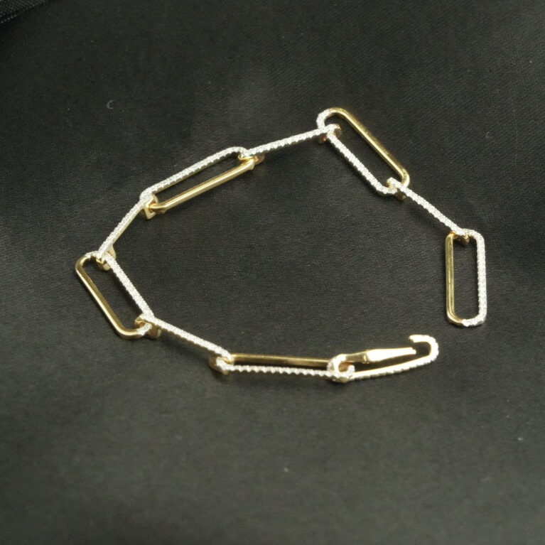 KKB00741- The Paperclip Diamond Bracelet